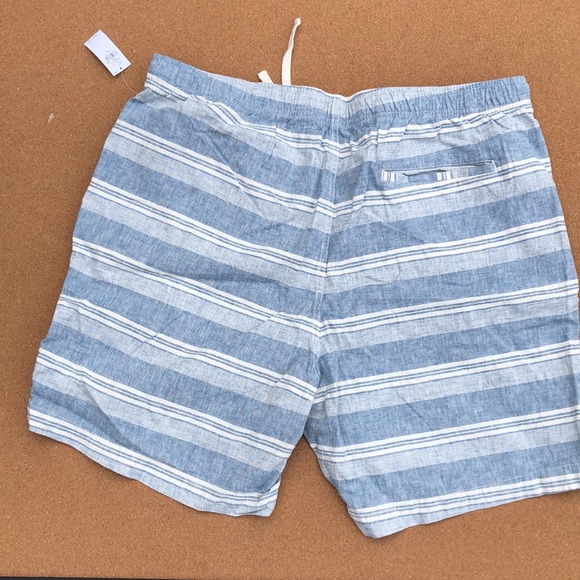 Linen-Blend Jogger Shorts 7-inch inseam - Picture 2 of 7